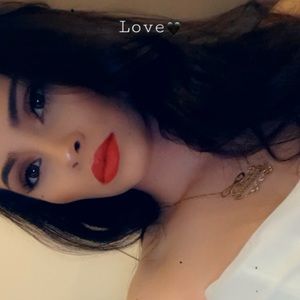 Meet your Posher, Ada